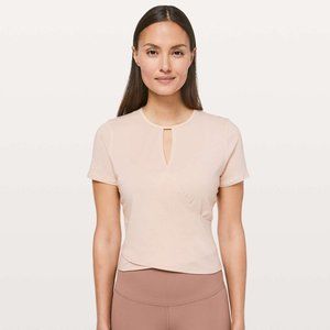 Lululemon Round Trip Short Sleeve - cross front keyhole top